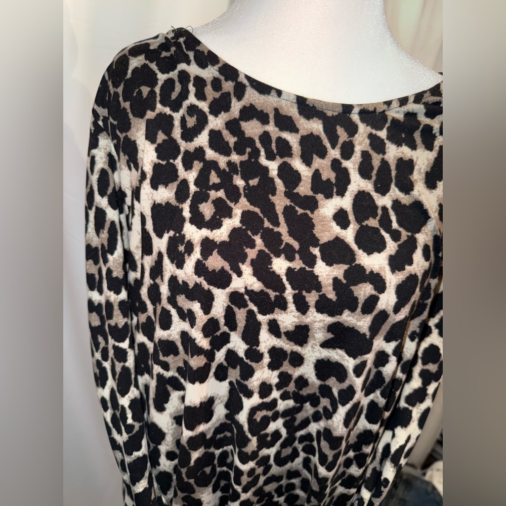 Casual Leopard Print Long Sleeve Dress with pockets - Picture 3 of 7